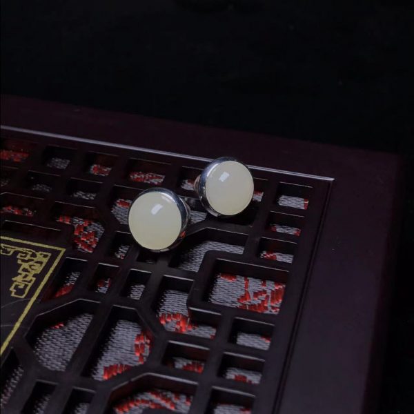 和田玉晴水耳钉 银镶玉饰品带证书 银镶玉耳钉 耳钉925银 耳钉玉 - 图片 3